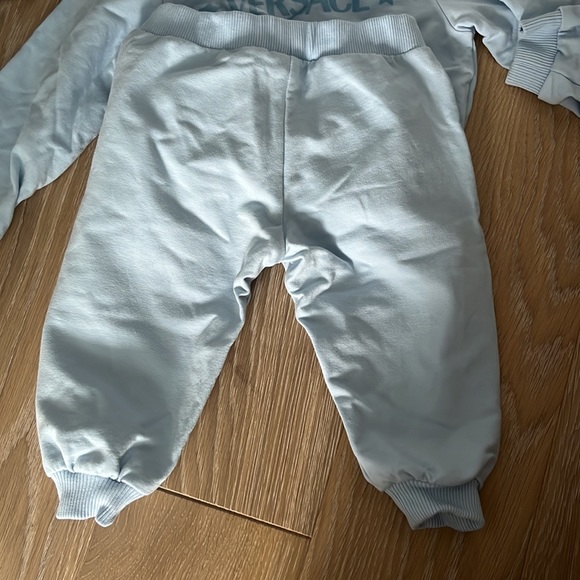 Versace suit - Picture 3 of 7